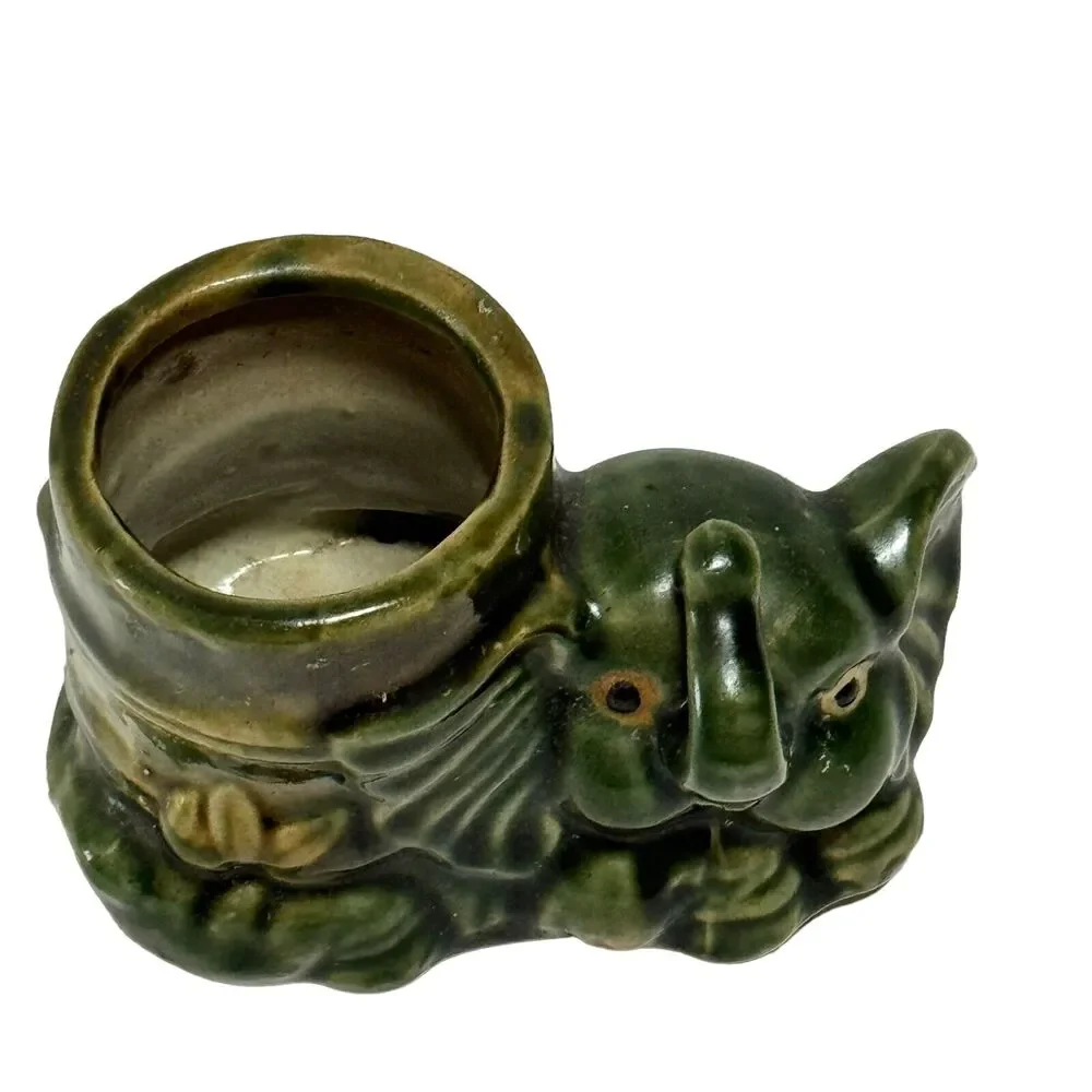 Unmarked majolica ceramic